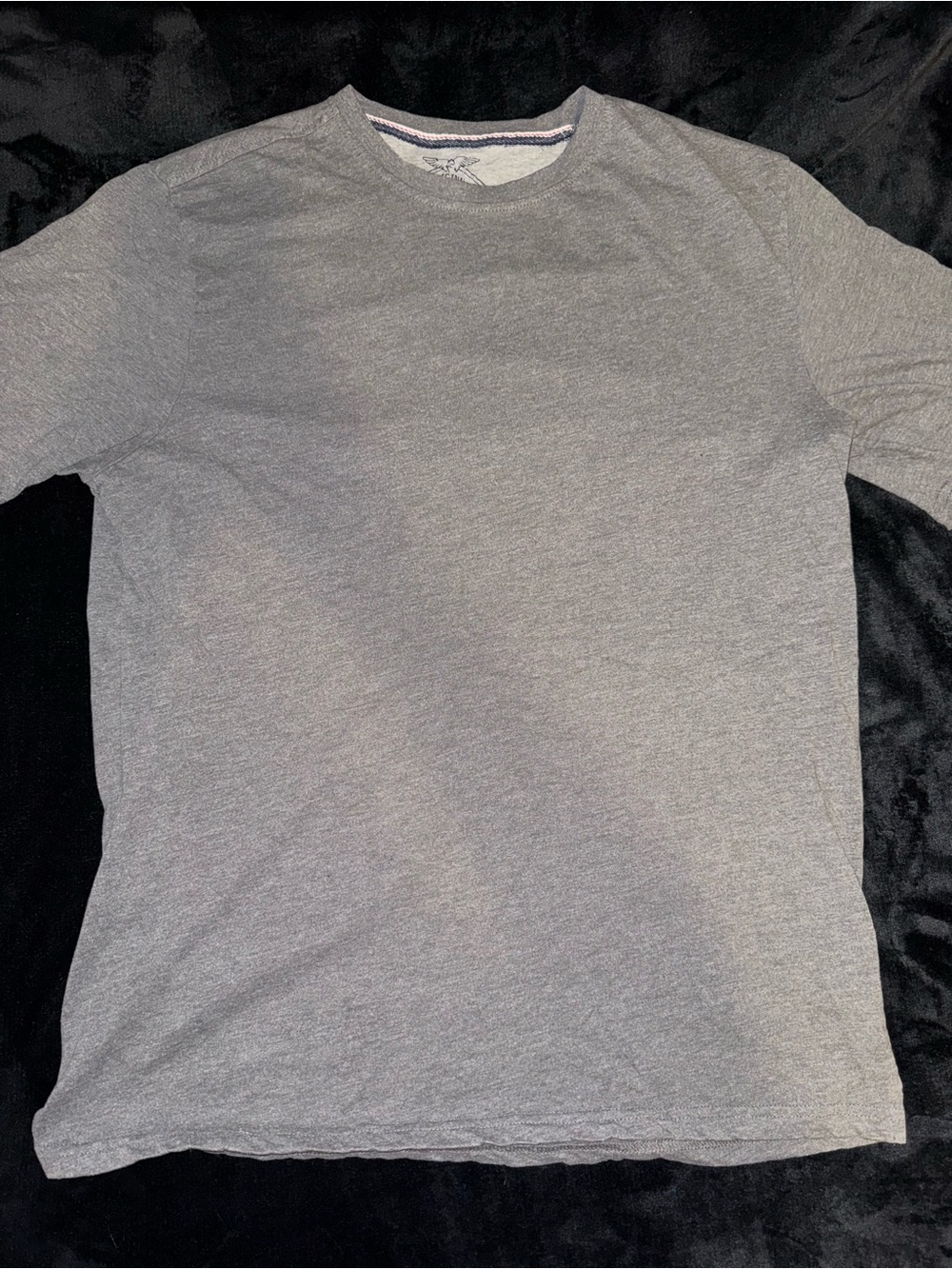 Men's Short-Sleeve Crew Neck Shirt — Gray